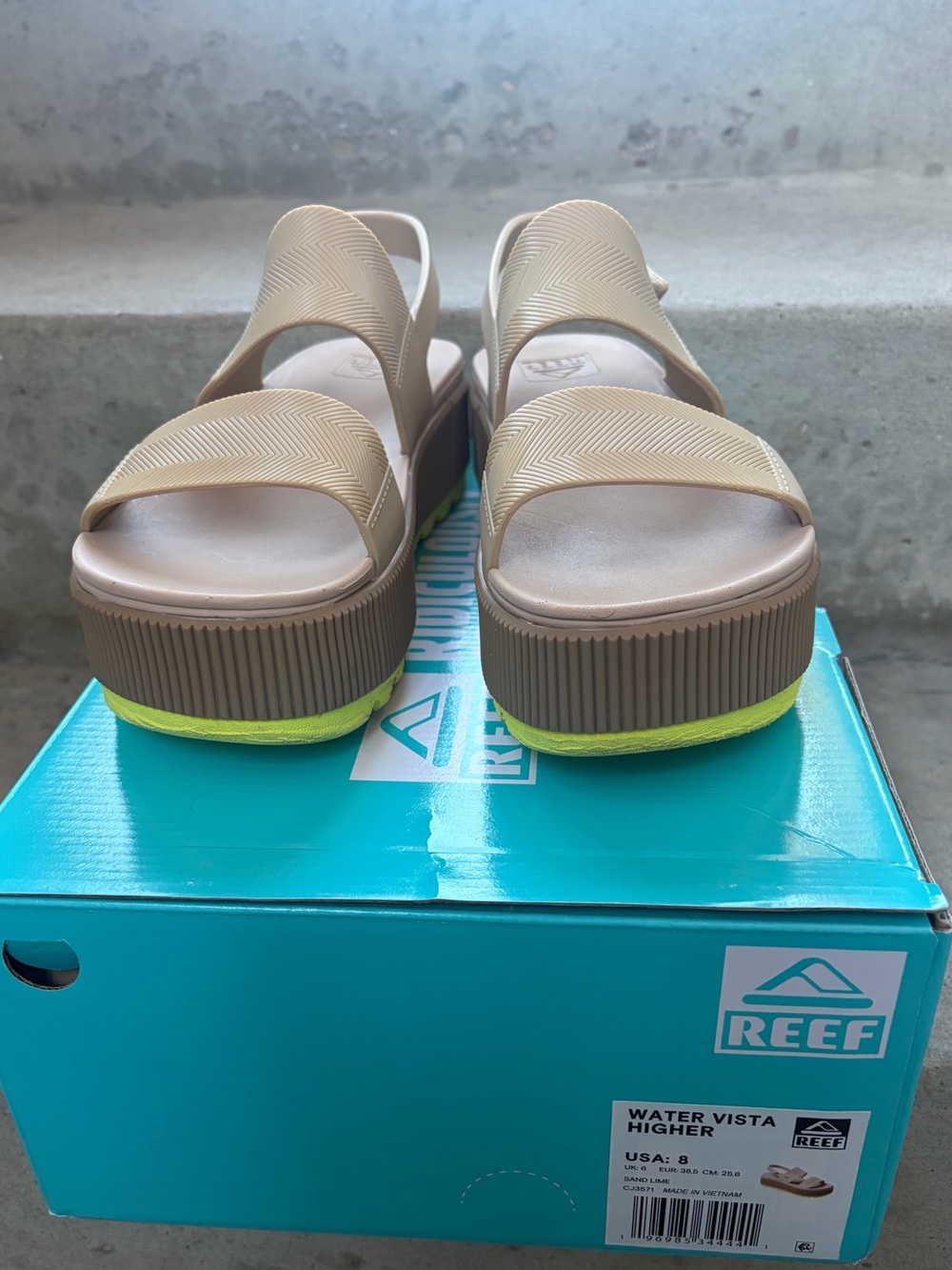 Reef Water Vista Higher Sand Lime Women’s 8 - Picture 8 of 8